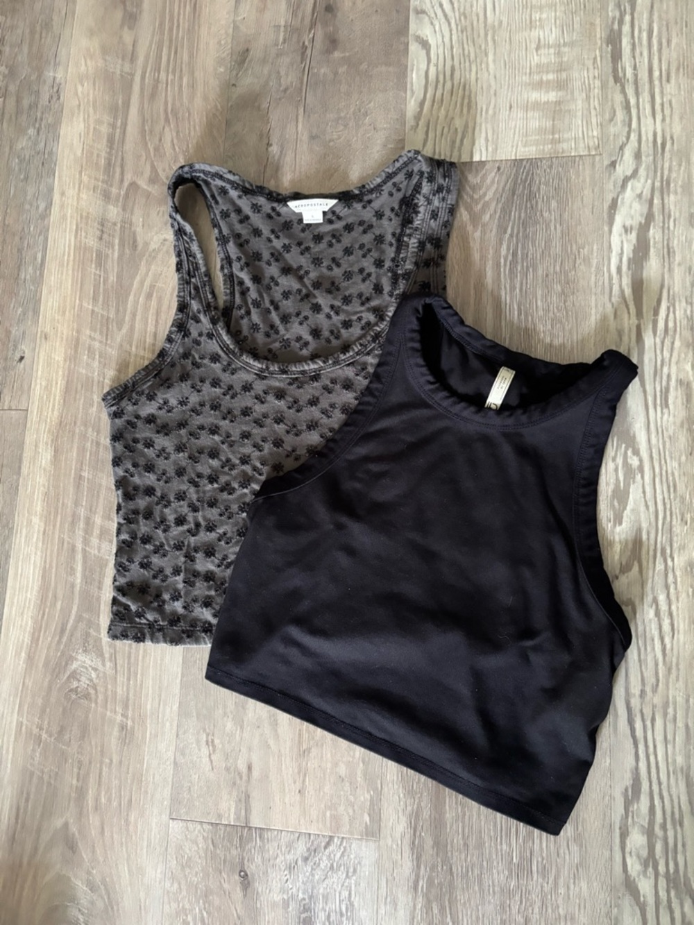 2 Tank Tops, Cropped S